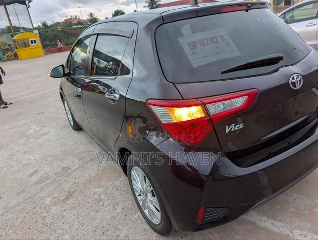 Toyota Vitz 2018 Purple