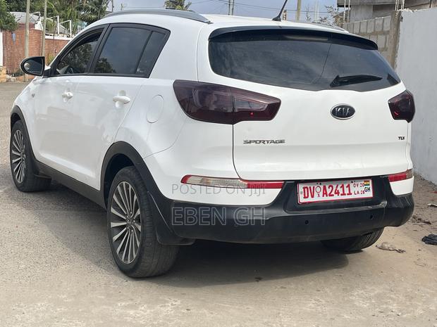 Kia Sportage EX 4dr SUV (2.4L 4cyl 6A) 2012 White