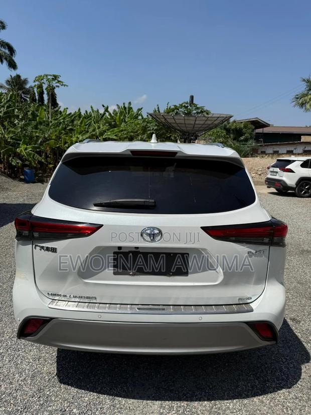 Toyota Highlander 2023 White
