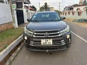 Toyota Highlander 2018 Gray for sale