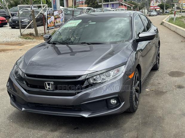 Honda Civic Sport Sedan 2019 Gray