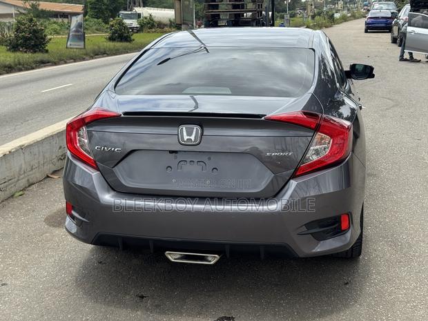 Honda Civic Sport Sedan 2019 Gray