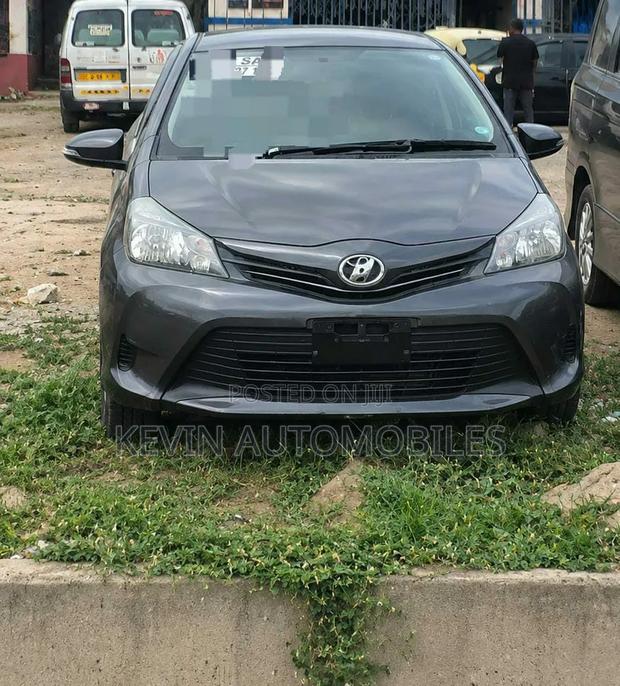 Toyota Vitz 1.3 AWD 3dr 2014 Black
