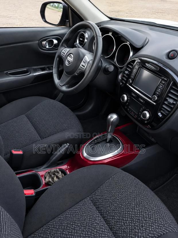Toyota Vitz 1.3 AWD 3dr 2014 Black