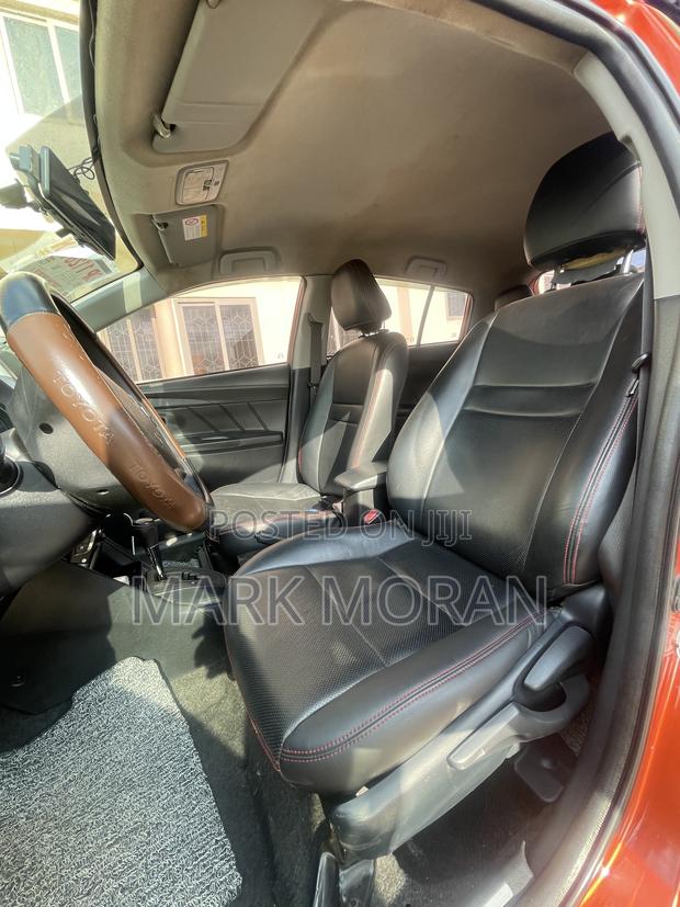 Toyota Yaris L Hatchback 5dr 2016 Orange