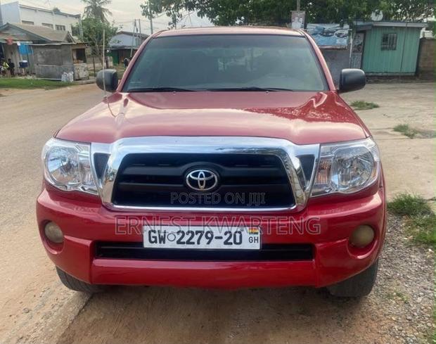 Toyota Tacoma 2011 Red