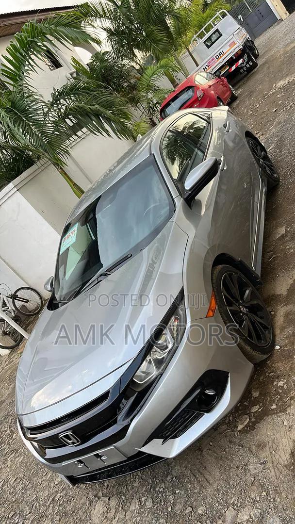 Honda Civic 2019 Silver
