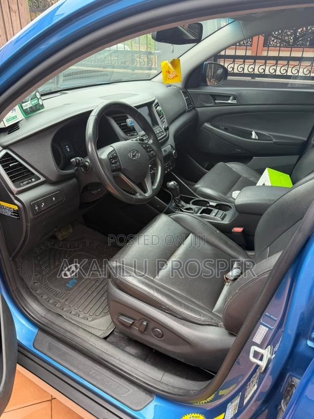 Hyundai Tucson 2018 Blue