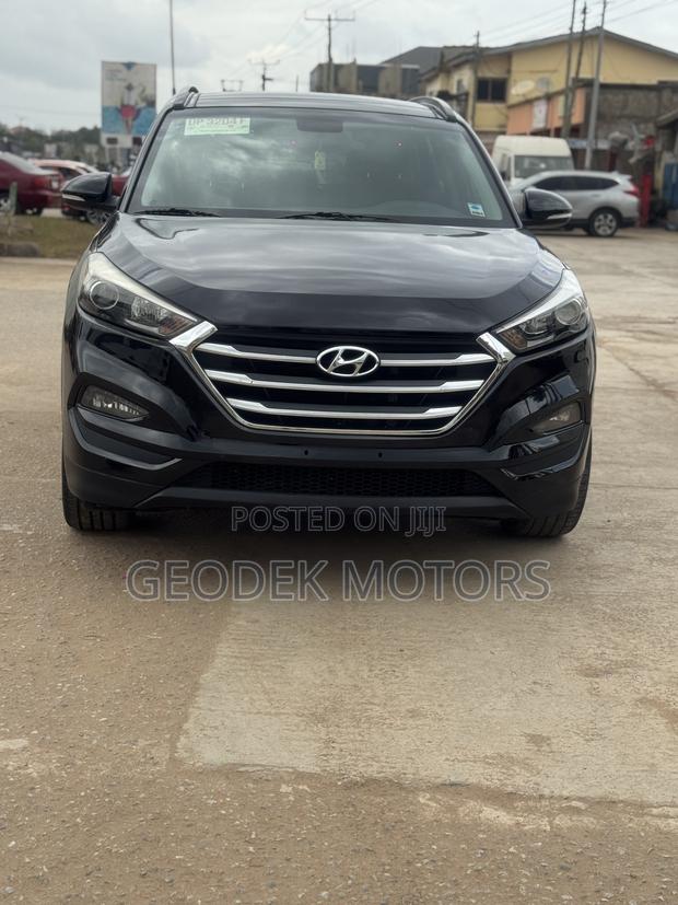 Hyundai Tucson Limited AWD 2016 Black