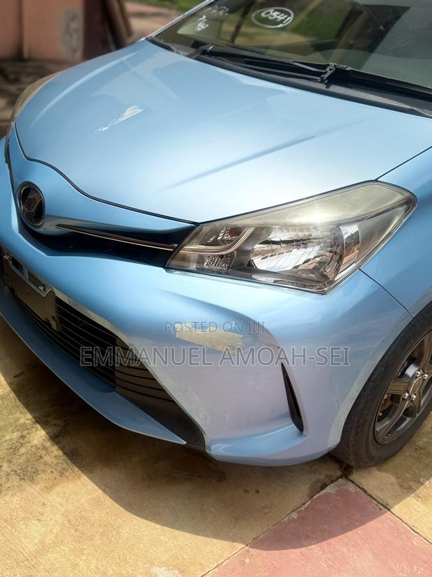Toyota Vitz 2015 Beige