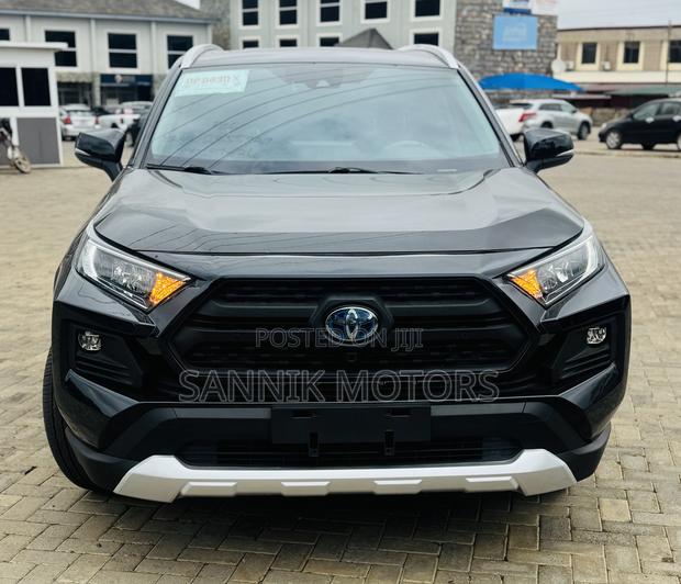 Toyota RAV4 Limited 2021 Black