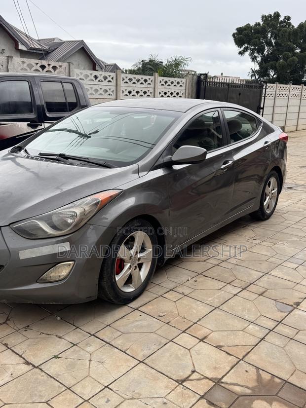 Hyundai Elantra 2013 Gray