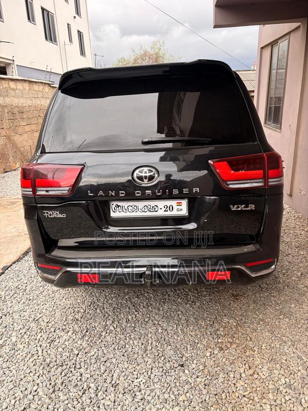 Toyota Land Cruiser 4.5 V8 DLX 2014 Black