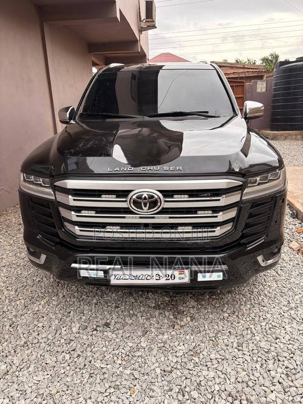 Toyota Land Cruiser 4.5 V8 DLX 2014 Black