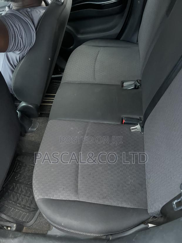 Mitsubishi Mirage SE 2019 Brown