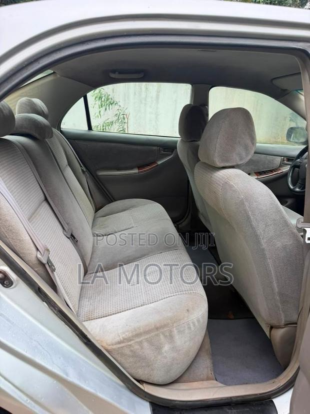 Toyota Corolla 2008 Silver