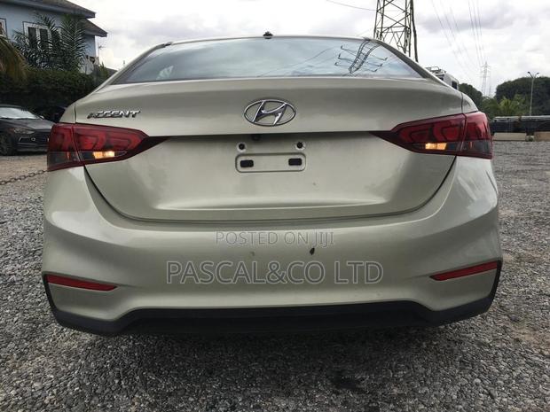 Hyundai Accent SE 2020 Green