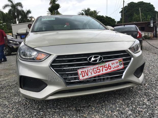 Hyundai Accent SE 2020 Green