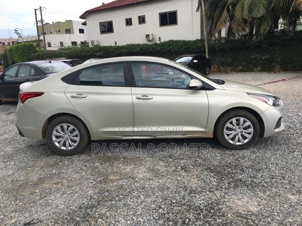 Hyundai Accent SE 2020 Green