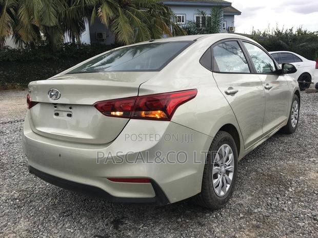 Hyundai Accent SE 2020 Green