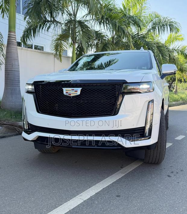 Cadillac Escalade 2022 White