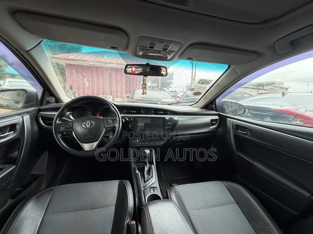 Toyota Corolla S 4dr Sedan (1.8L 4cyl CVT) 2016 Black