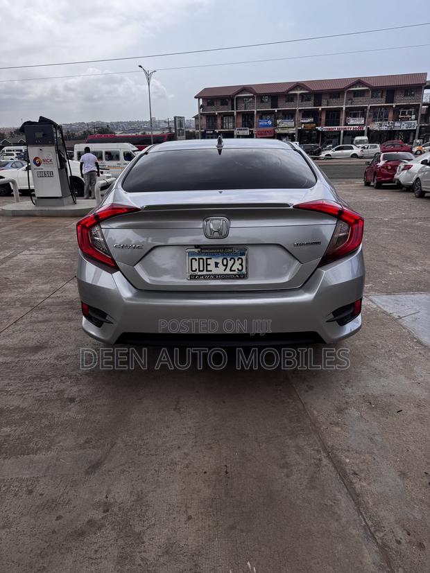 Honda Civic Touring 4dr Sedan (1.5L 4cyl) 2017 Silver