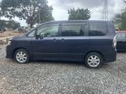 Toyota Voxy V 2WD 8-Seater 2010 Blue for sale