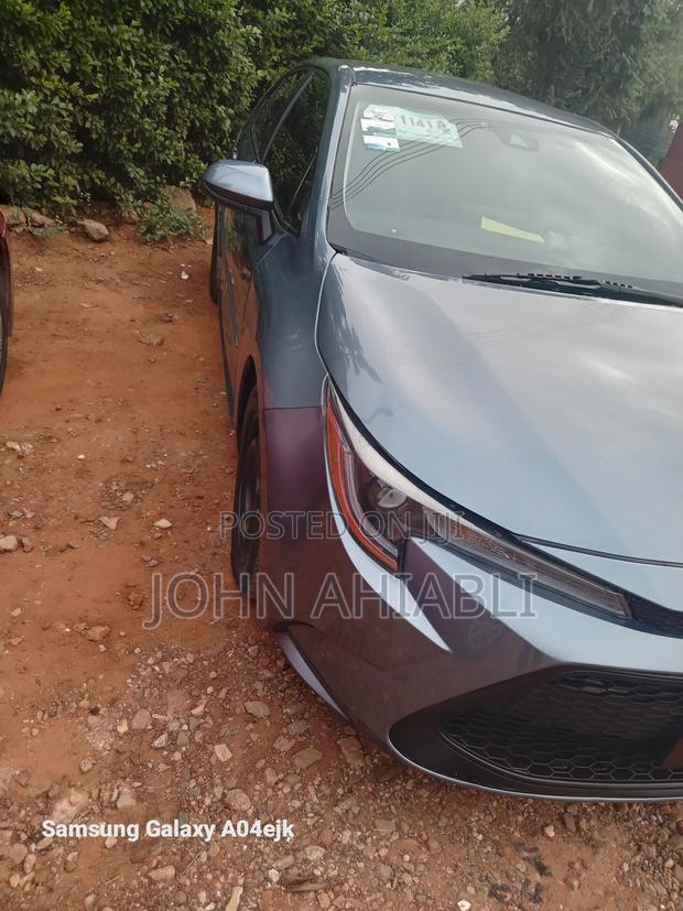 Toyota Corolla LE 2022 Blue