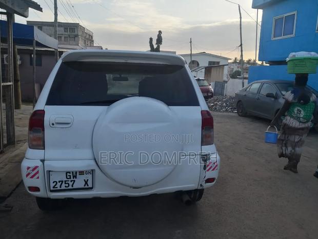 Toyota RAV4 2005 White
