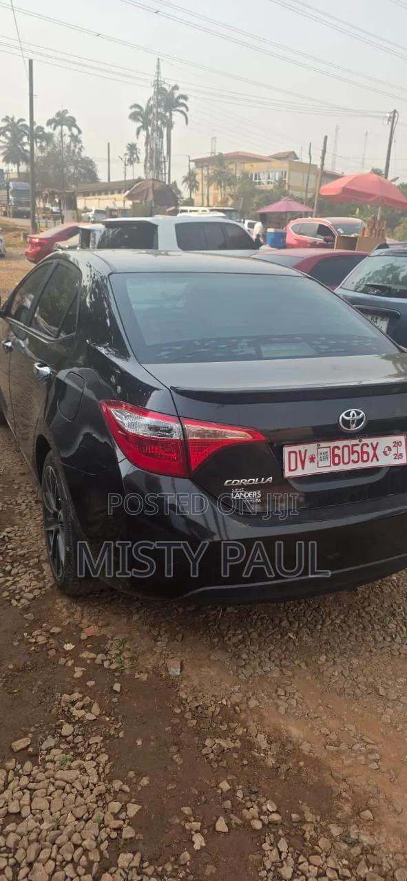 Toyota Corolla 2019 Black