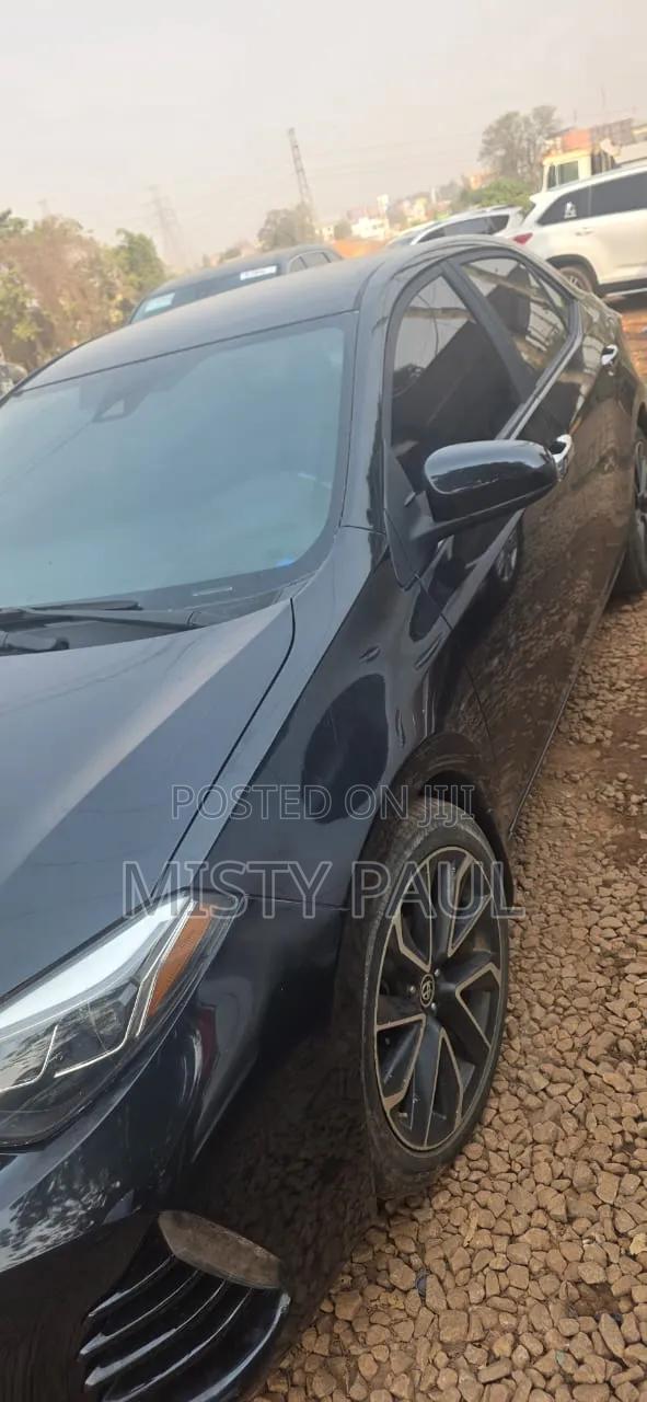 Toyota Corolla 2019 Black