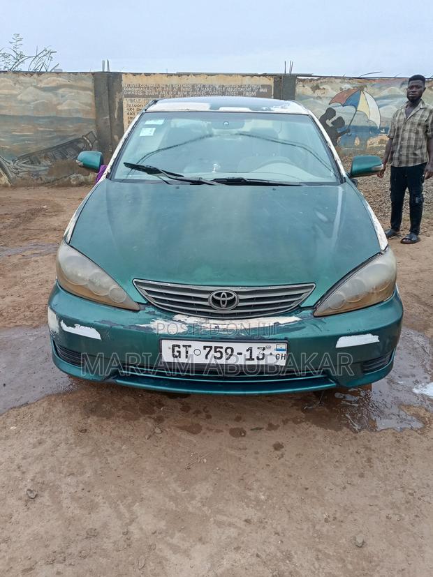 Toyota Camry 2004 Green
