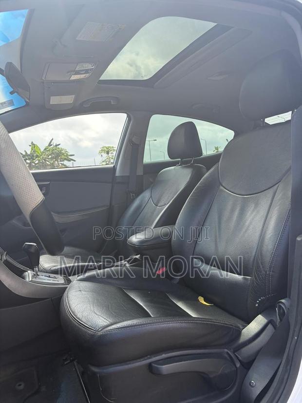 Hyundai Elantra 2013 White
