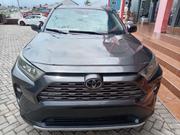 Toyota RAV4 2019 Gray for sale