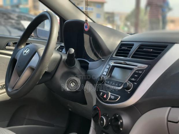 Hyundai Accent 2017 Red
