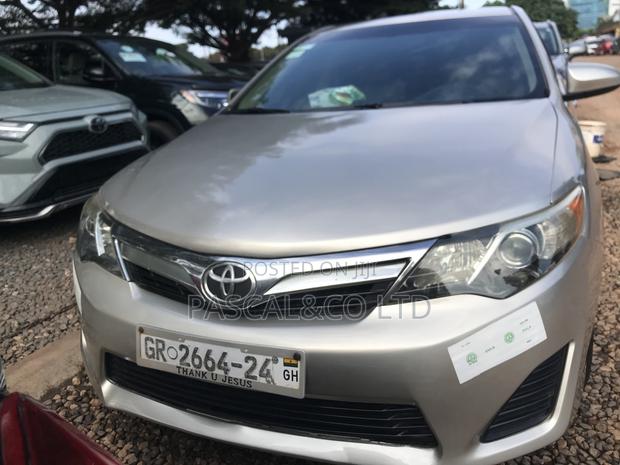 Toyota Camry LE 4dr Sedan (2.5L 4cyl 6A) 2013 Red