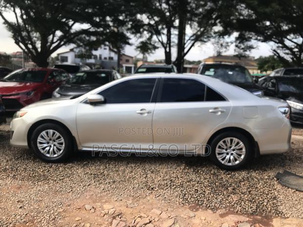 Toyota Camry LE 4dr Sedan (2.5L 4cyl 6A) 2013 Red