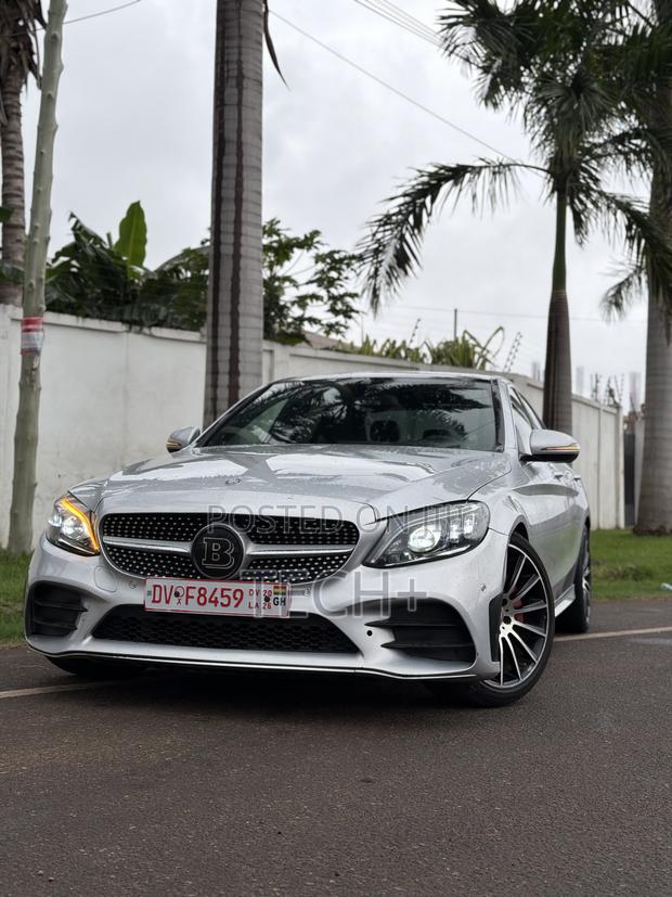 Mercedes-Benz C300 2016