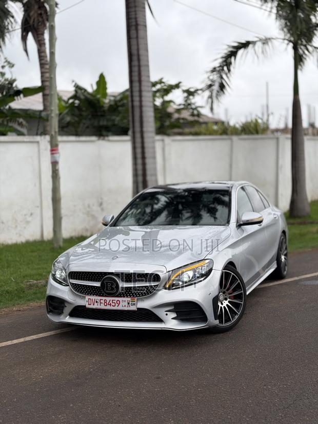 Mercedes-Benz C300 2016
