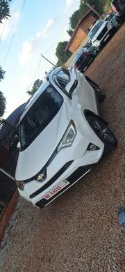 Toyota RAV4 2017 White for sale