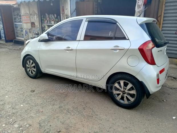 Kia Morning 2013 White