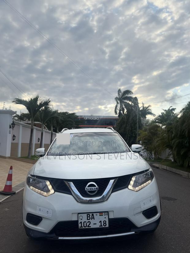 Nissan Rogue S 4dr SUV AWD (2.5L 4cyl CVT) 2014 White