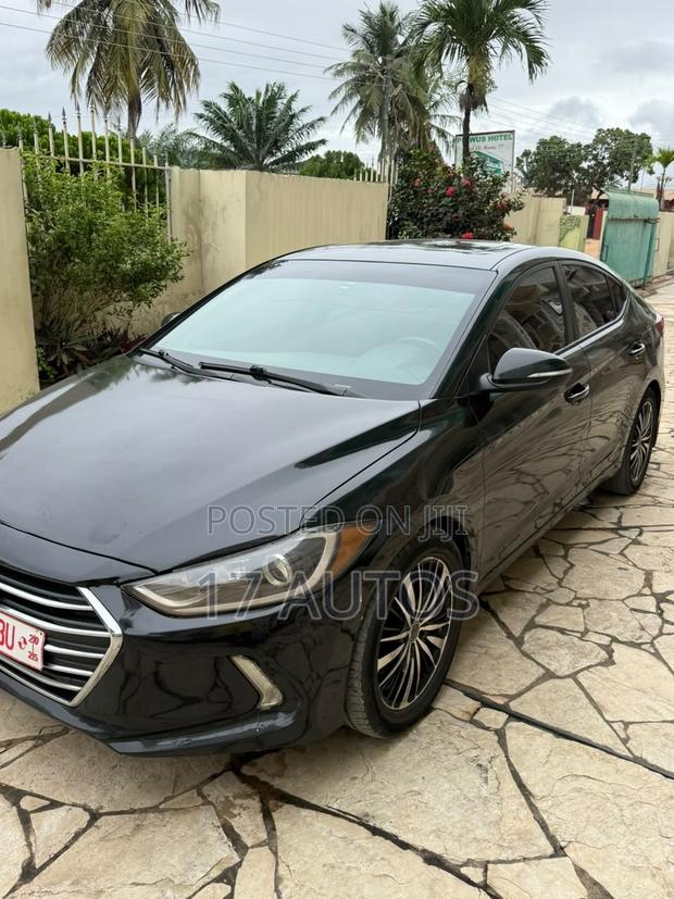 Hyundai Elantra ECO Sedan FWD (1.4L 4cyl 7A) 2017 Black