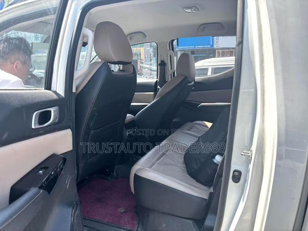 Changan Hunter Plus 2024 Blue