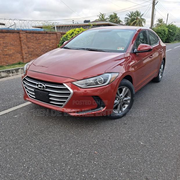 Hyundai Elantra 2017 Red