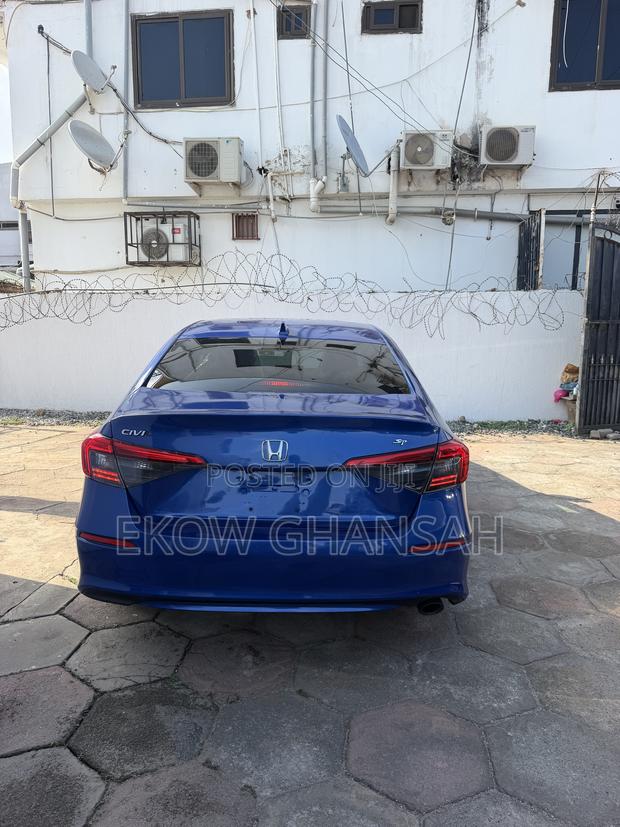 Honda Civic 2022 Blue