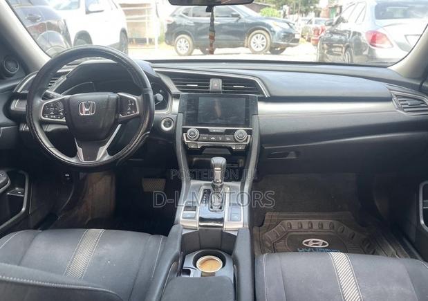 Honda Civic EX Sedan 2018 Gray