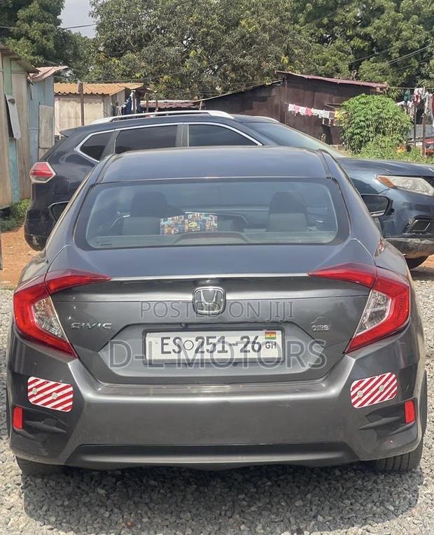 Honda Civic EX Sedan 2018 Gray