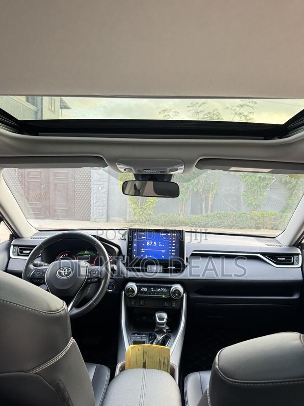 Toyota RAV4 XLE AWD 2023 Black